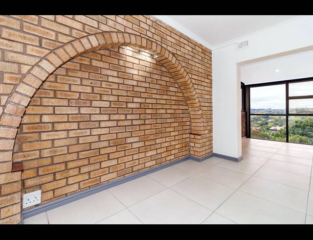 4 BEDROOM HOUSE SOLD IN FOREST HILLS